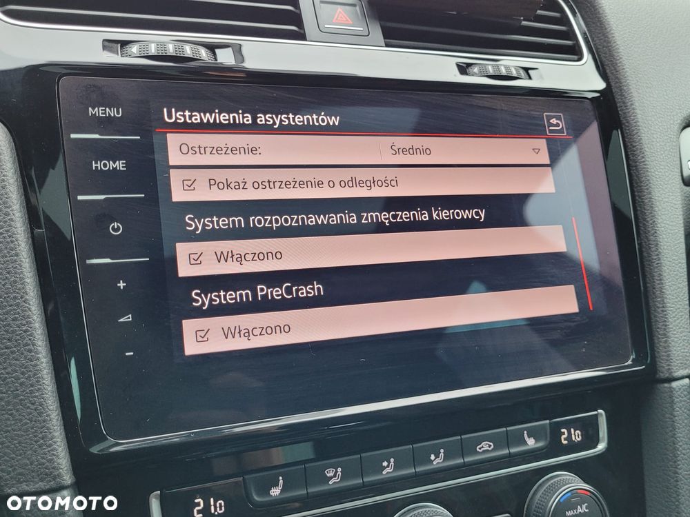 Volkswagen Golf - 18