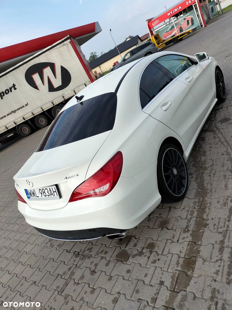 Mercedes-Benz CLA - 4