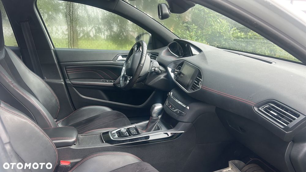 Peugeot 308 - 4