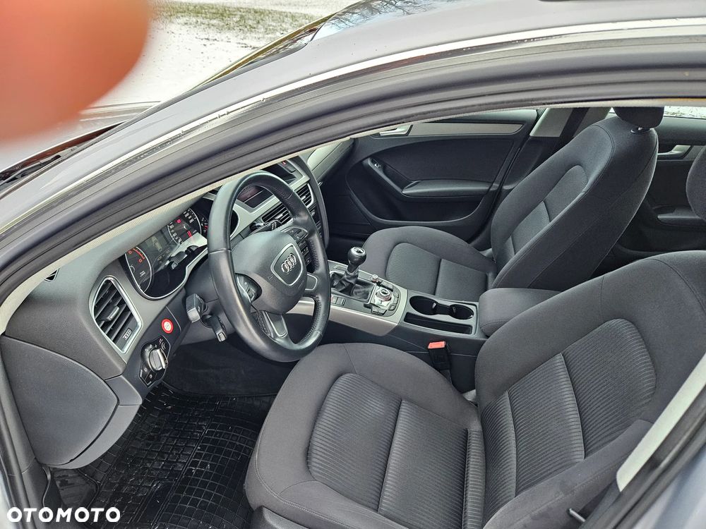 Audi A4 Avant 2.0 TDI DPF Ambition - 17