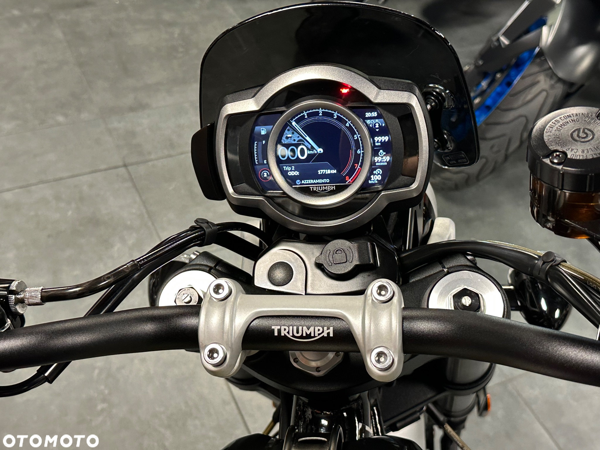 Triumph Scrambler - 27