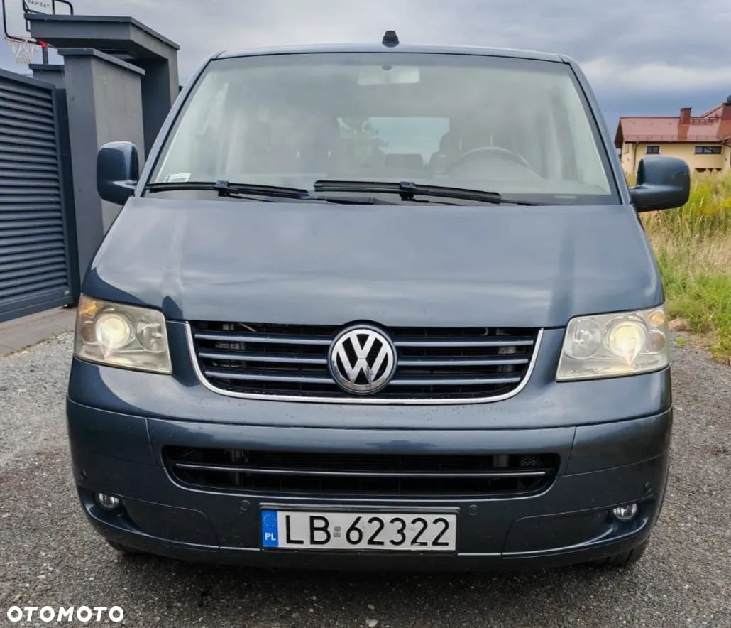 Volkswagen Multivan - 1