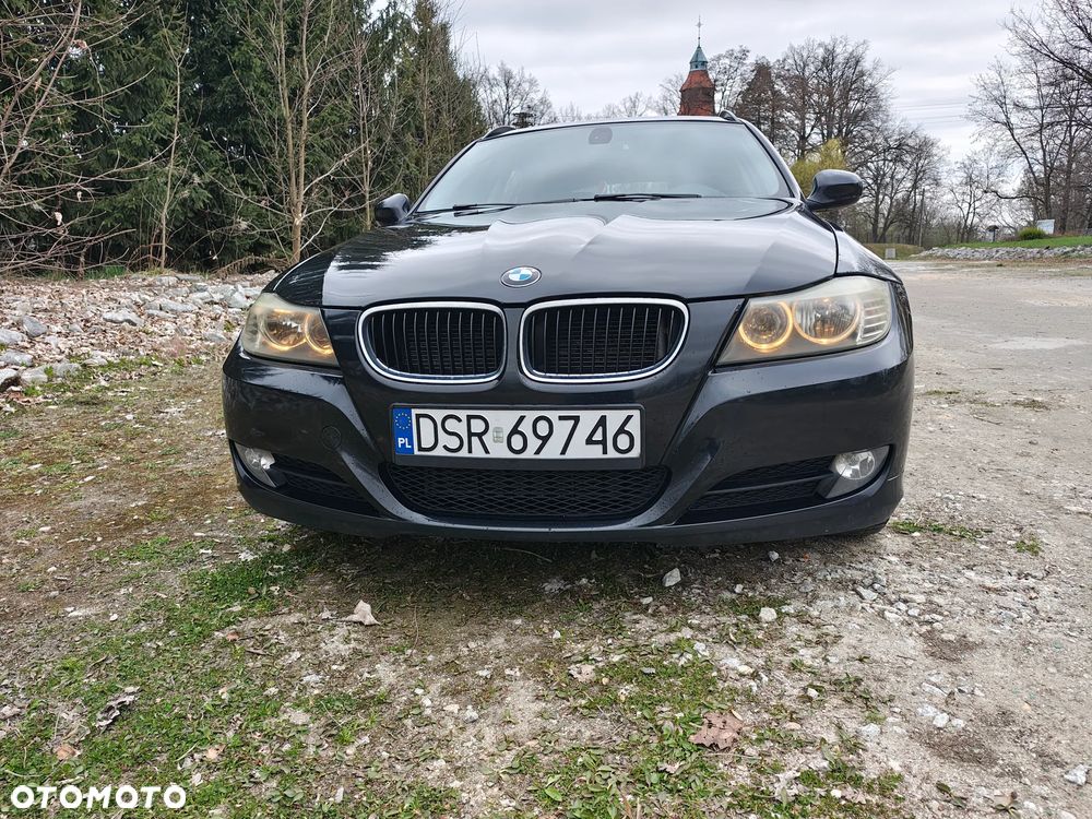 BMW Seria 3 318d - 1