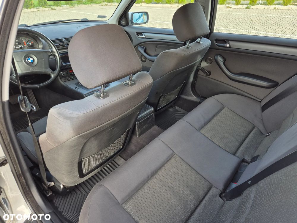 BMW Seria 3 - 15