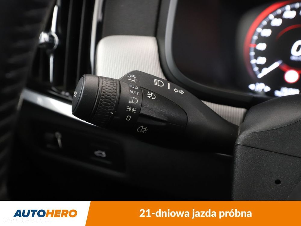 Volvo S90 D5 AWD Inscription - 31
