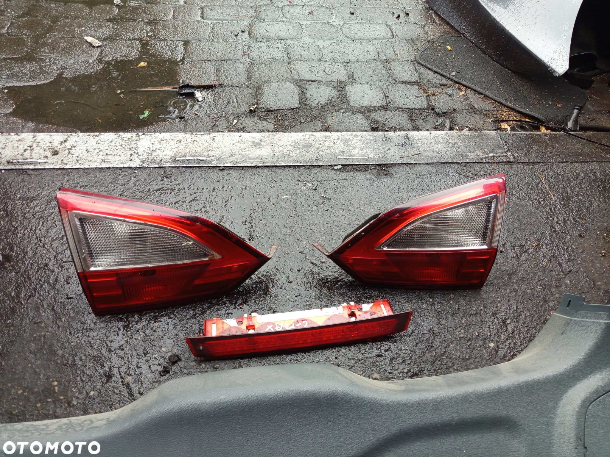 OSPRZĘT KLAPY FORD C-MAX GRAND 10-15 SILNICZEK KLAPY TAPICERKA ZAMEK ŚWIATŁO STOP ŁAPA LEWA LUB PRAWA - 7