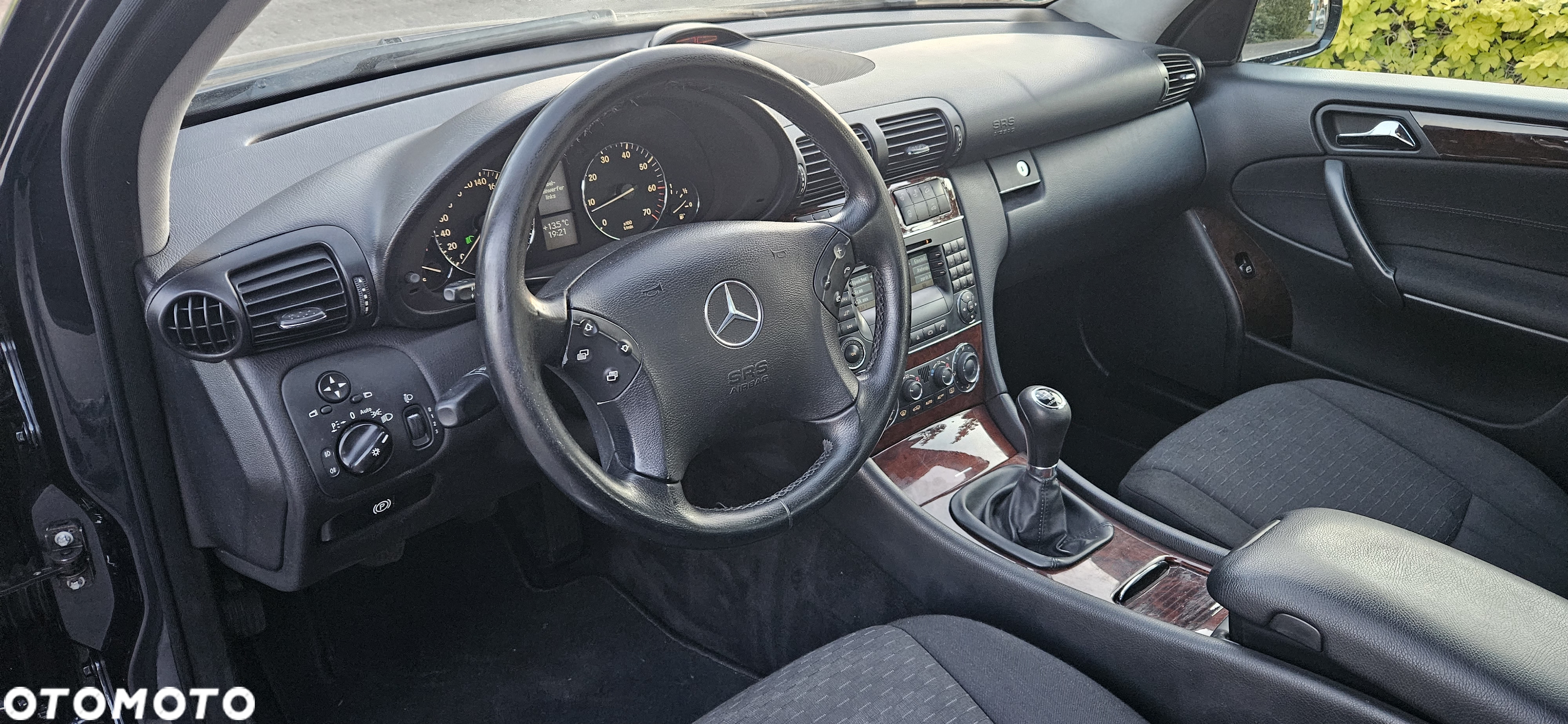 Mercedes-Benz Klasa C 180 T Kompressor Avantgarde - 19