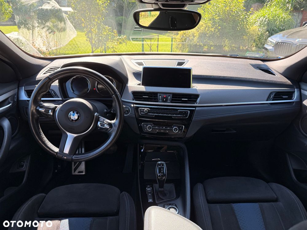 BMW X2 xDrive20i - 12