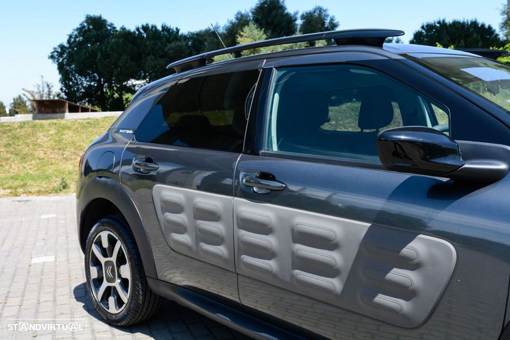 Citroën C4 Cactus 1.2 PureTech OneTone - 9