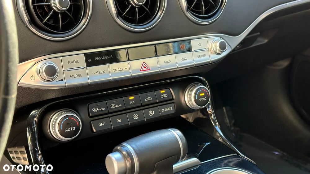 Kia Stinger 2.0 T-GDI GT Line - 14