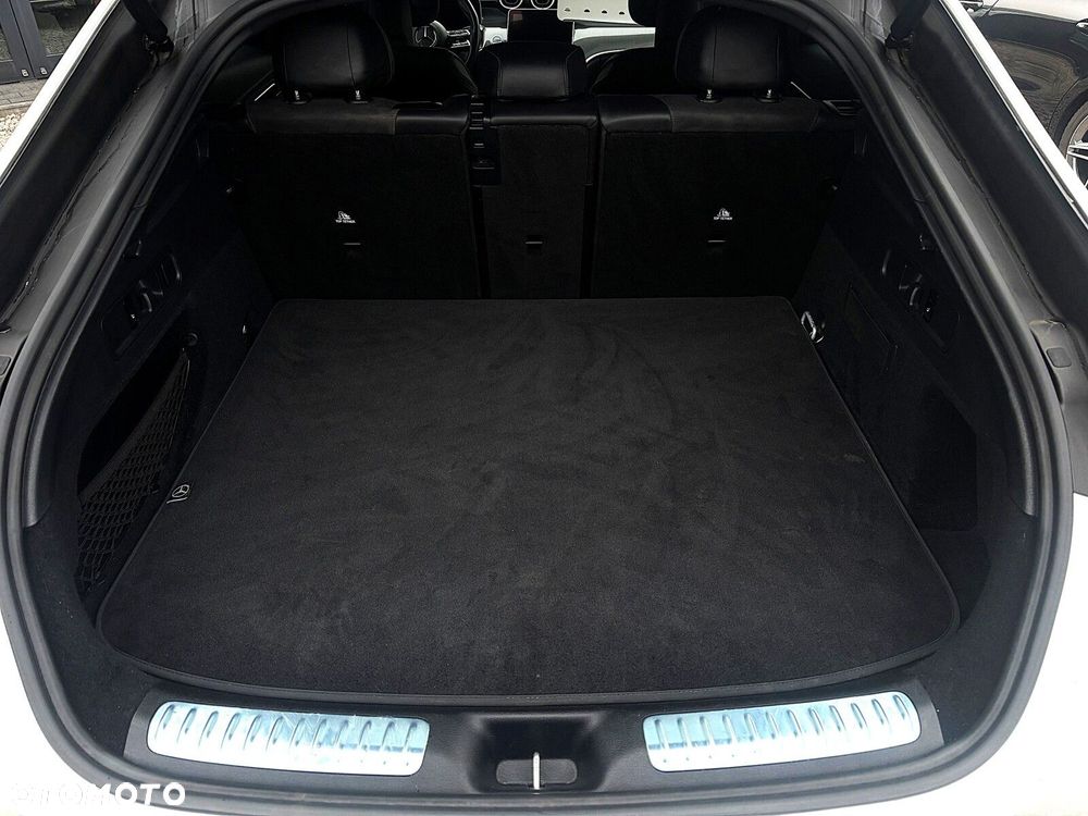 Mercedes-Benz GLC - 25