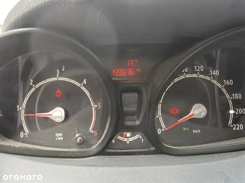 Ford Fiesta 1.4 TDCI Ambiente - 16