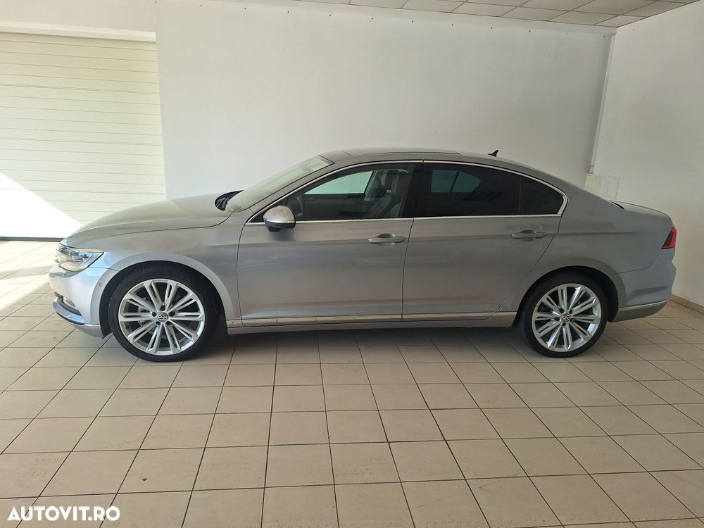 Volkswagen Passat 2.0 TDI DSG Highline - 3