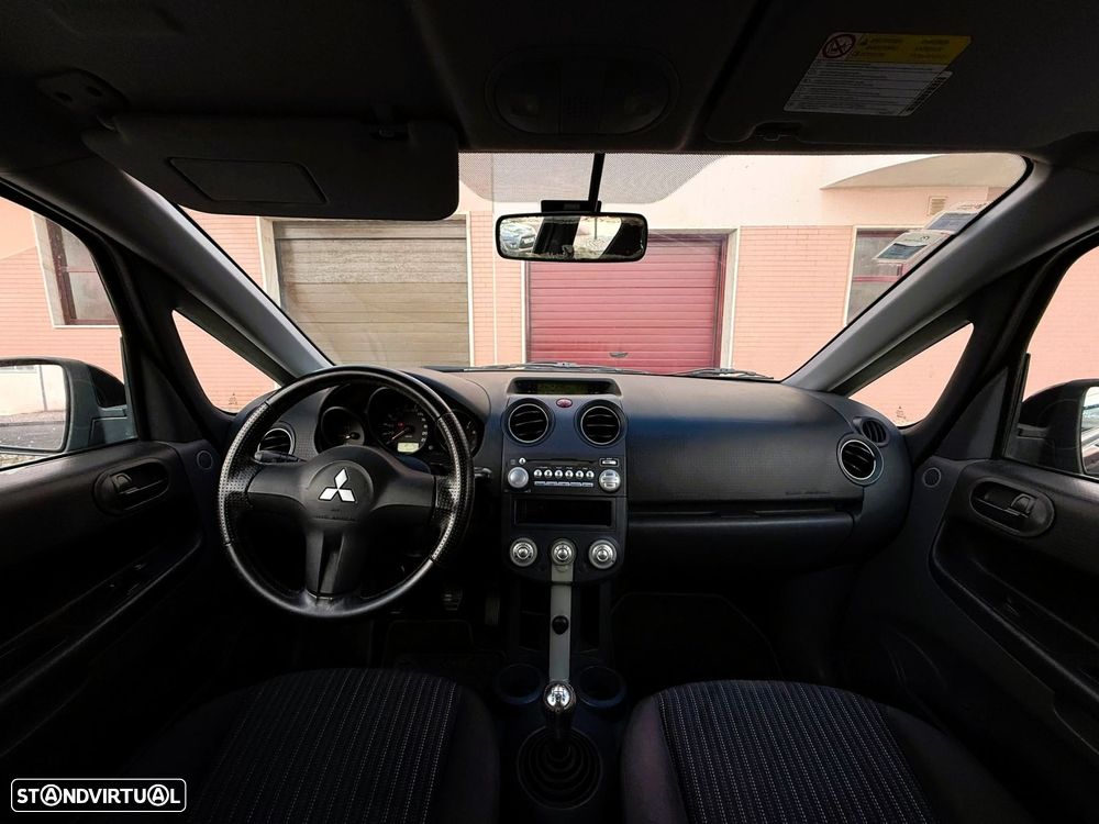 Mitsubishi Colt 1.5 DI-D Invite - 16