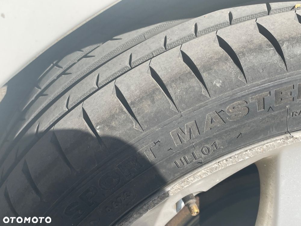 Toyota Prius 1.8 Hybrid Prestige - 29