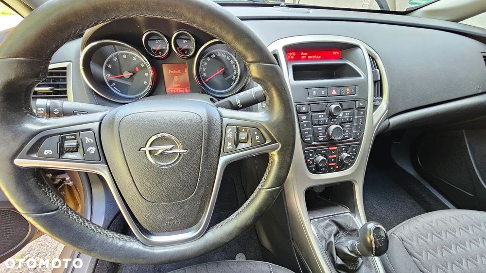 Opel Astra 1.6 Active - 10