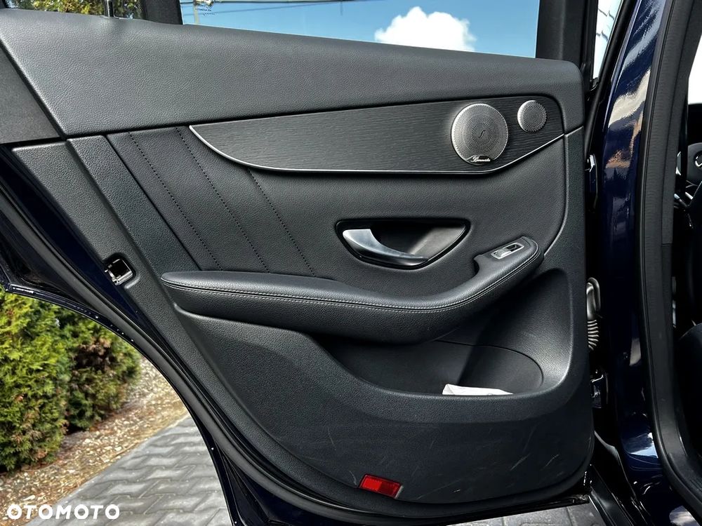 Mercedes-Benz GLC 300 de 4-Matic Business Edition - 28