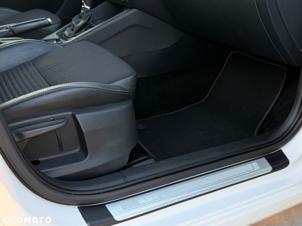 Skoda Octavia 2.0 TDI RS DSG - 27