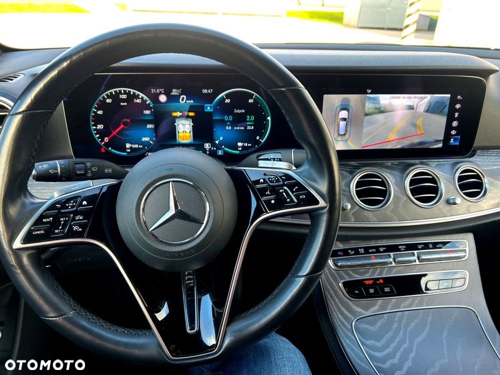 Mercedes-Benz Klasa E 300 de 4Matic 9G-TRONIC AMG Line - 21