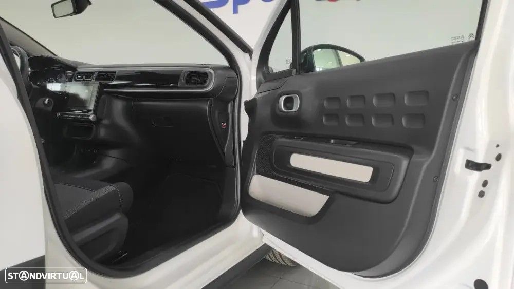 Citroën C3 1.2 PureTech Feel - 21