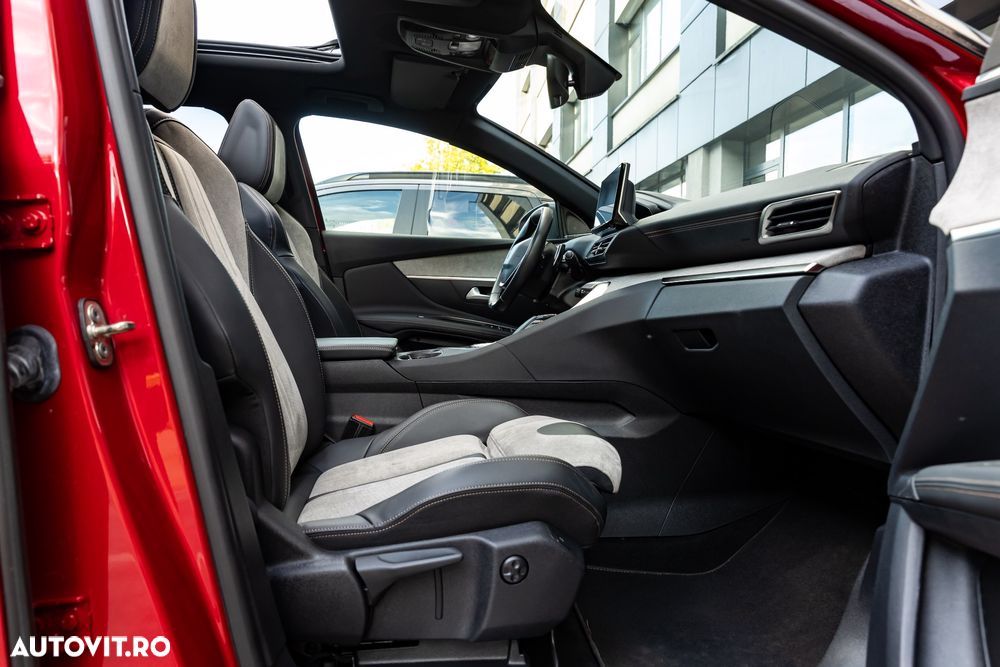 Peugeot 3008 PHEV EAT8 4X4 GT Pack - 25