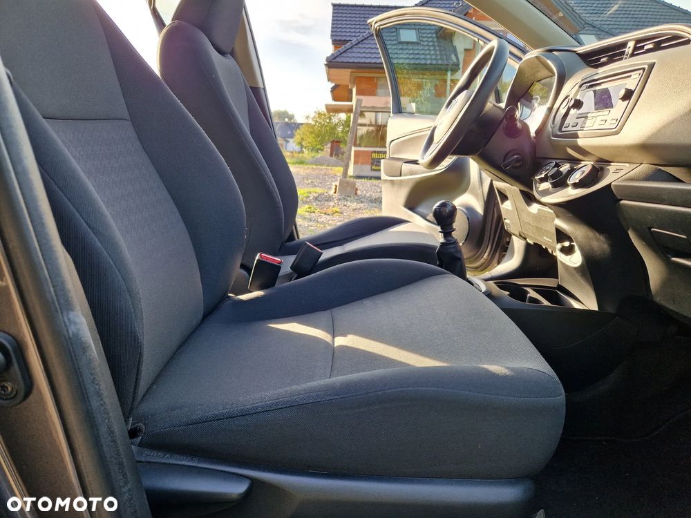 Toyota Yaris 1.5 Premium - 26