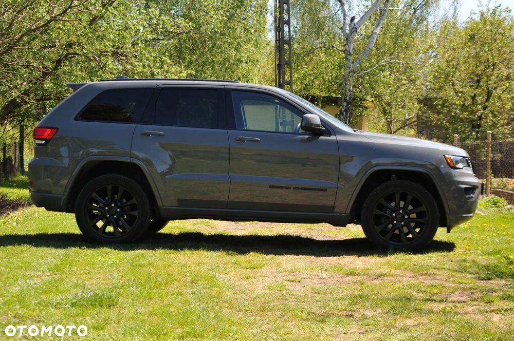 Jeep Grand Cherokee - 6