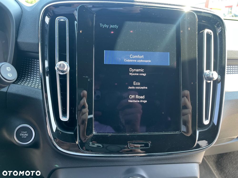 Volvo XC 40 T2 Core - 25