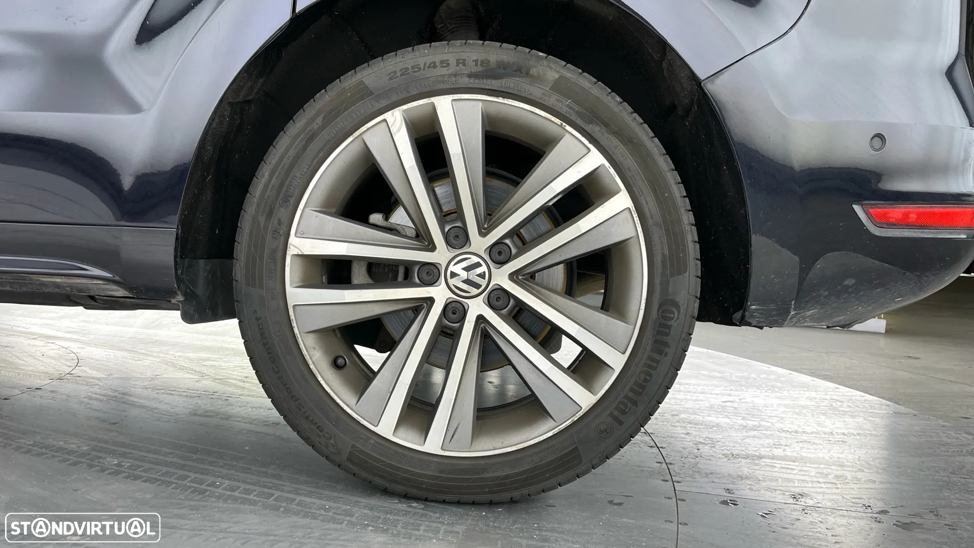 VW Sharan 2.0 TDI Blue Highline DSG - 5