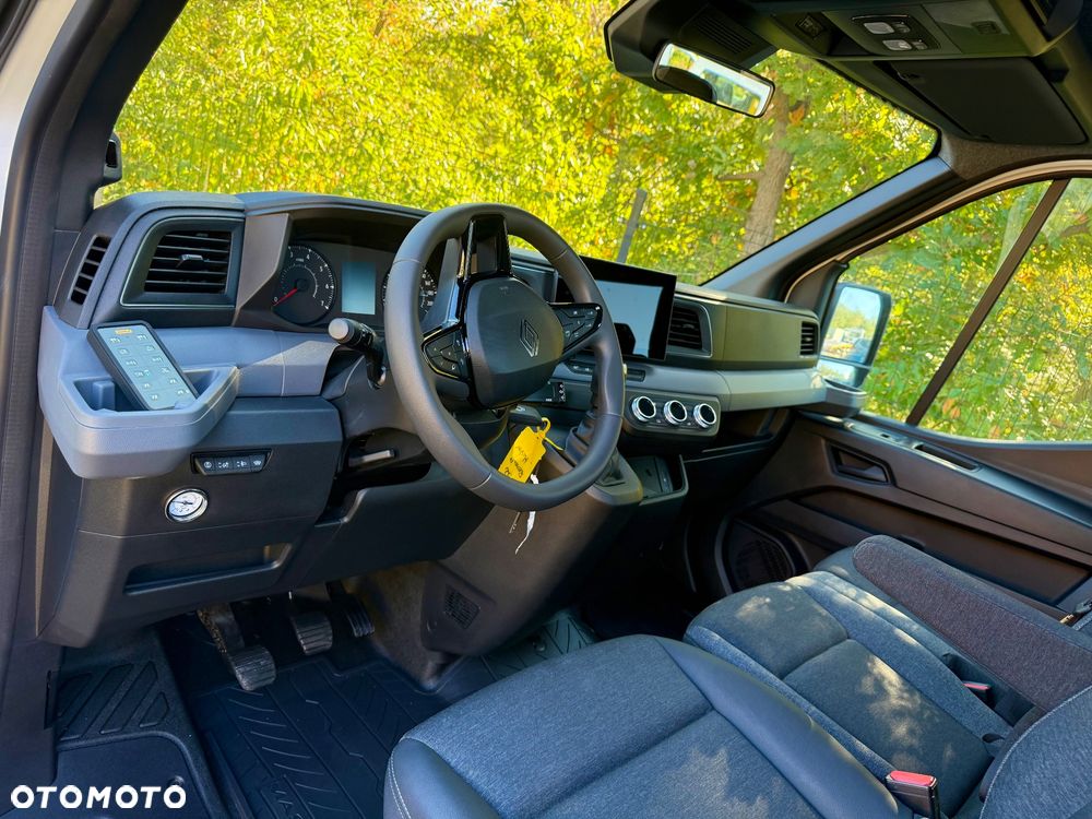 Renault Master - 24