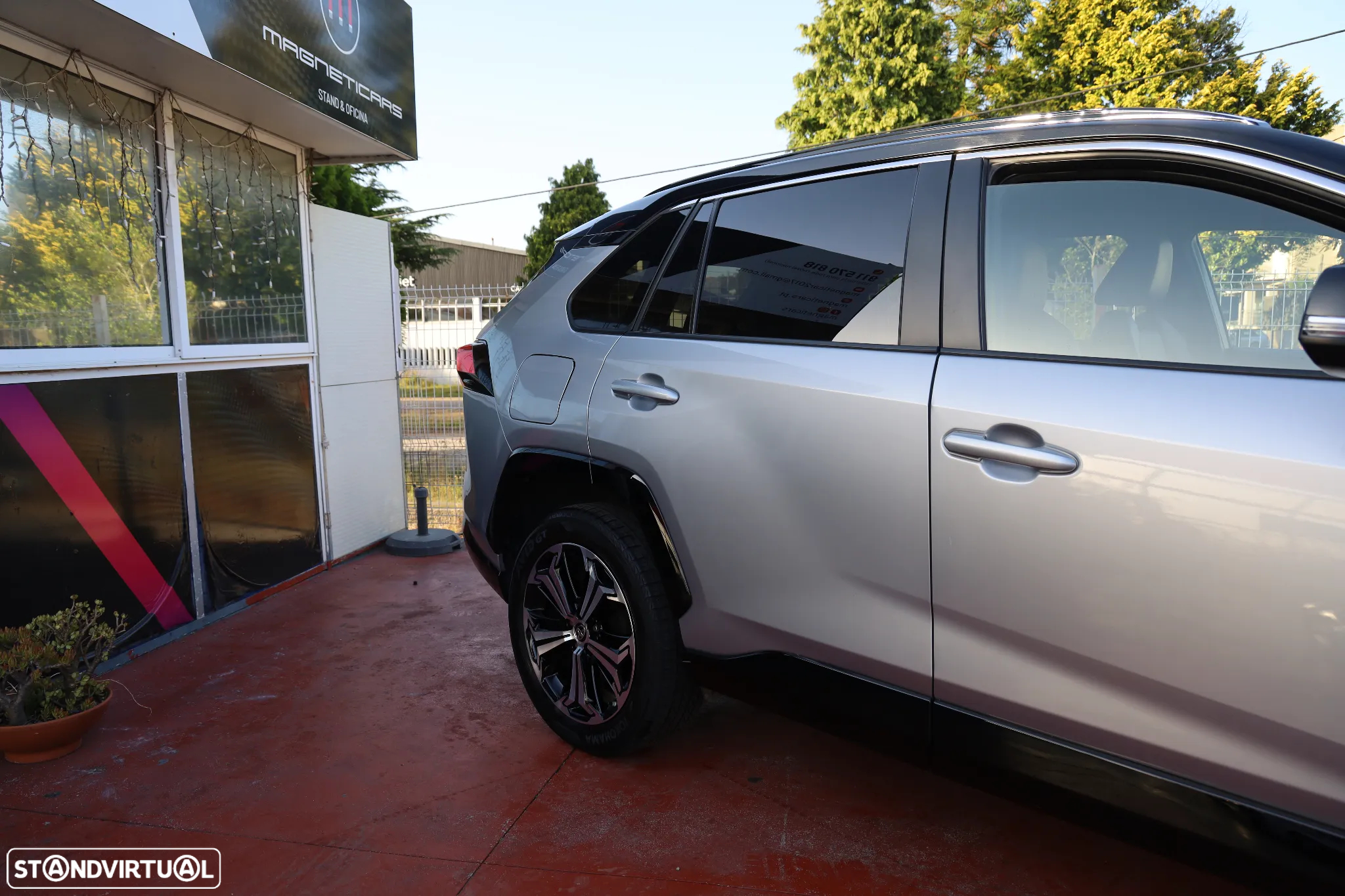 Toyota RAV4 2.5 HDF Exclusive +P.Luxury AWD-i - 8