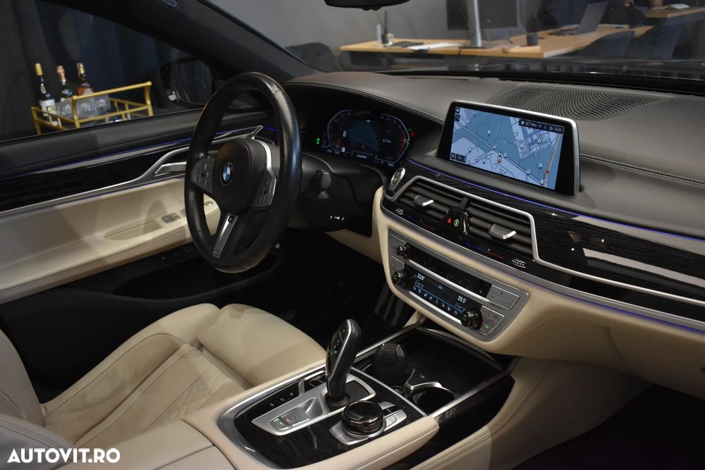 BMW Seria 7 740Ld xDrive MHEV - 28