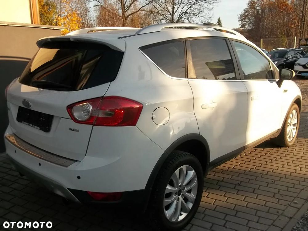 Ford Kuga 2.0 TDCi Titanium FWD - 5