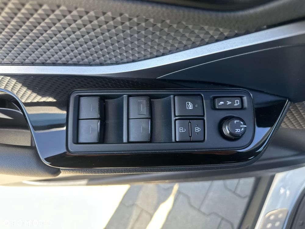 Toyota C-HR - 18