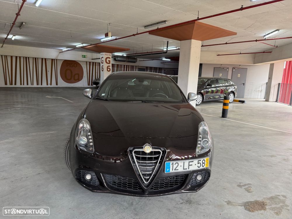 Alfa Romeo Giulietta 1.6 JTDM Veloce - 3