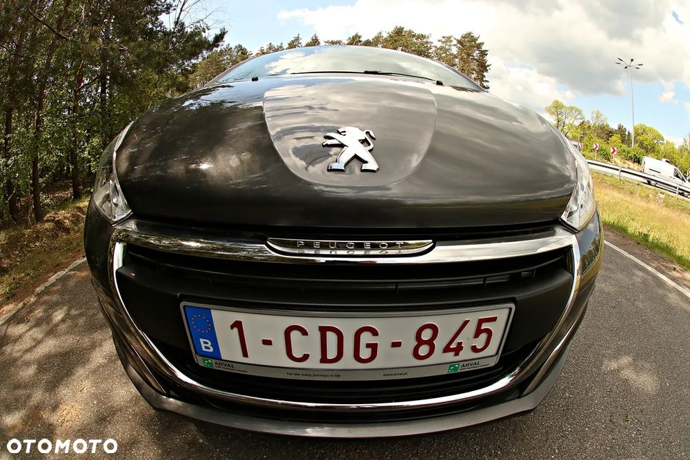 Peugeot 208 1.2 PureTech Style - 14