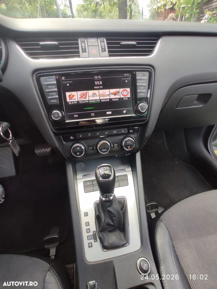 Skoda Octavia 1.6 TDI DSG Style - 11