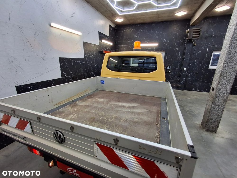 Volkswagen Transporter T6 Doka Dubel Kabina Brygadówka 6 Miejsc Klimatyzacja Tempomat Hak Aluminiowe Burty Światła Dzienne Halogeny Webasto 2016 Rok Euro 6 - 9