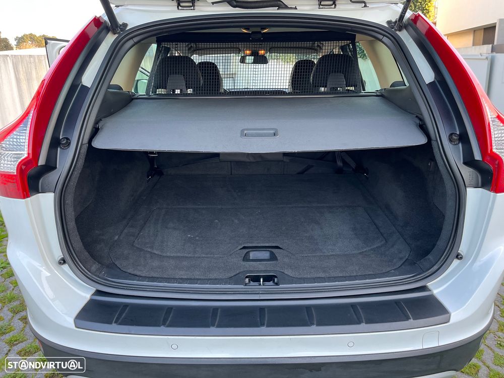 Volvo XC 60 2.0 D3 Drive Momentum Start/Stop - 12