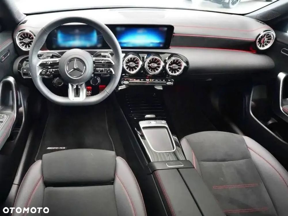 Mercedes-Benz CLA AMG 35 4-Matic 7G-DCT - 4