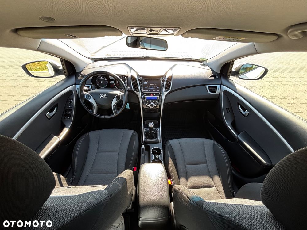 Hyundai i30 1.4 Intro Edition - 19