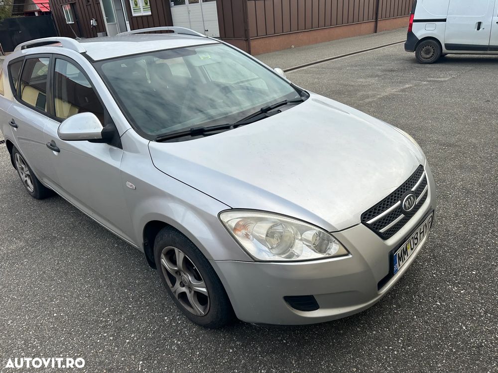 Kia Ceed Cee'd 1.4 GSL BEST - 1