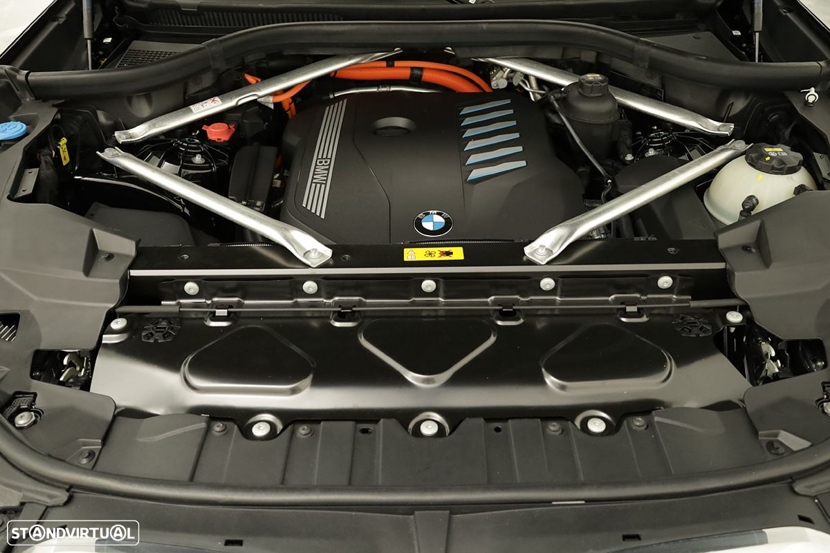 BMW X5 45 e xDrive Pack M - 33