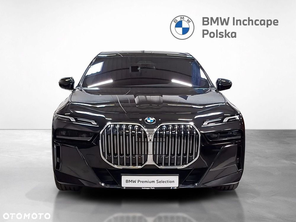 BMW Seria 7 - 8