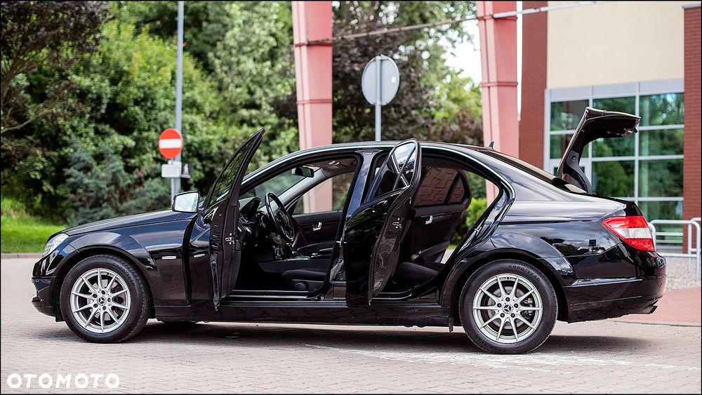 Mercedes-Benz Klasa C - 12