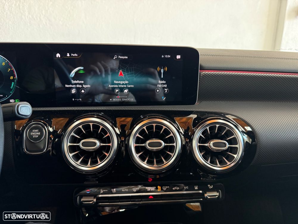 Mercedes-Benz A 250 e 8G-DCT Advanced Progressive - 31