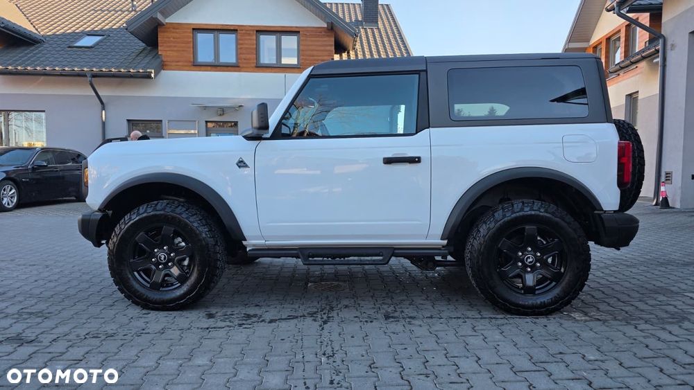 Ford Bronco 2024 photo 2