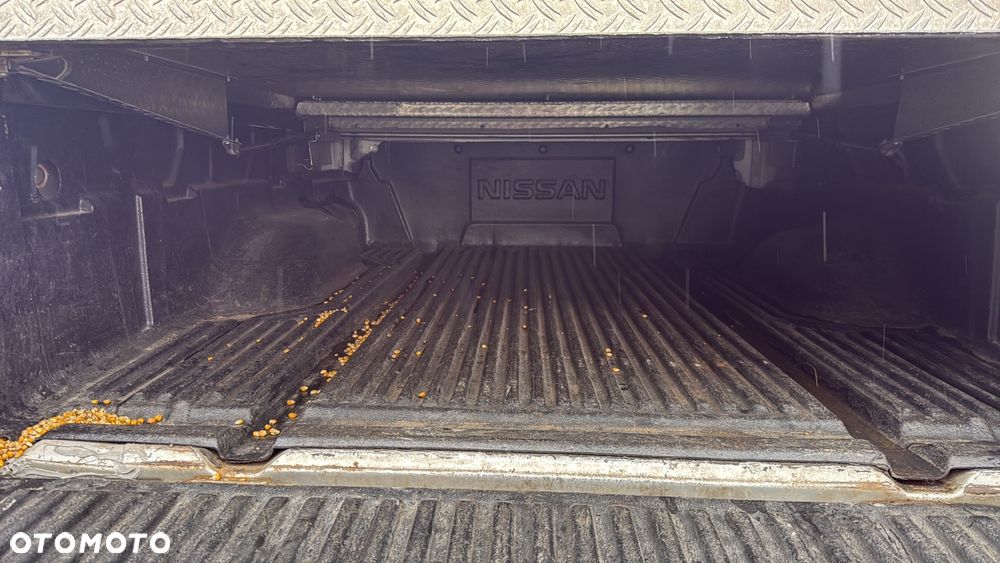 Nissan Navara 2.5 D FE - 18