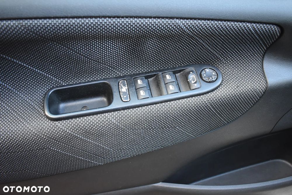 Peugeot 207 120 Automatik Premium - 10