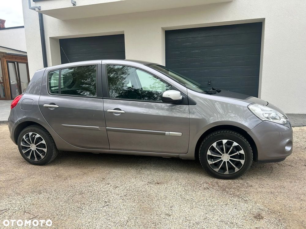 Renault Clio 1.2 16V Expression - 4